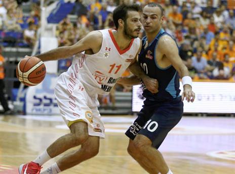 משחק משובח של בן שימול (אלן שיבר)