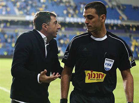 ארבלדזה בא בתלונות (אלן שיבר)