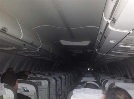 המטוס התקול של הנבחרת באלבניה