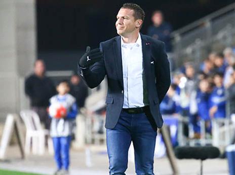 בכר הגיע בלבוש חורפי (דני מרון)