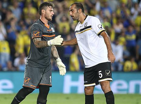 "הביקורות מחזקות אותי". מורי (אלן שיבר)