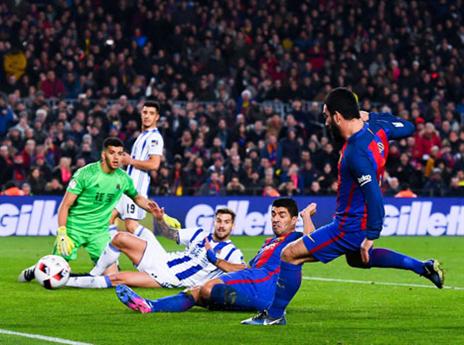 חצי גבר שביעי ברציפות (getty)