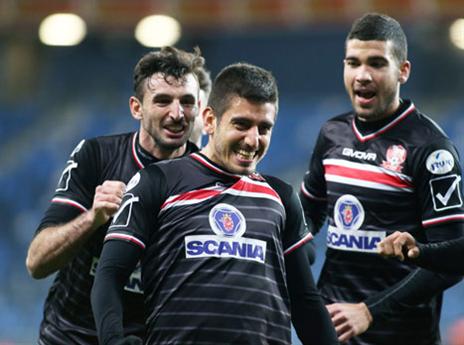 מזכיר את החלוץ שבלט במכבי פ"ת (יוסי שקל)