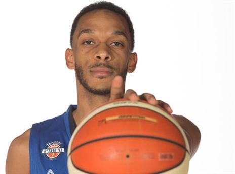 "השמיים הם הגבול" (צילום: מנהלת הליגה)