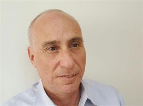 עו"ד משה בן דת, היועץ המשפטי של הפועל ת"א. ניצחון גדול לאדומים