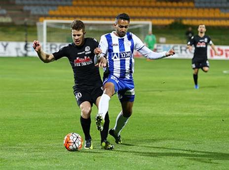 צפוי לפתוח. בן שמעון (לירון מולדבן)