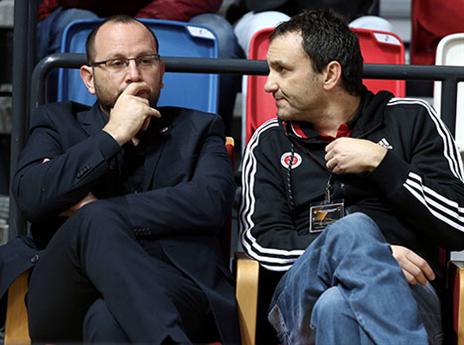 גיא הראל ואייל חומסקי. ניסו לפתור את הסוגייה מול המאבטחים