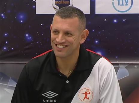 "שהקבוצה הטובה תנצח". מימון