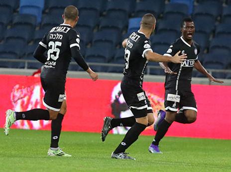 יקווה לחגוג גם השארות. לינגאנה