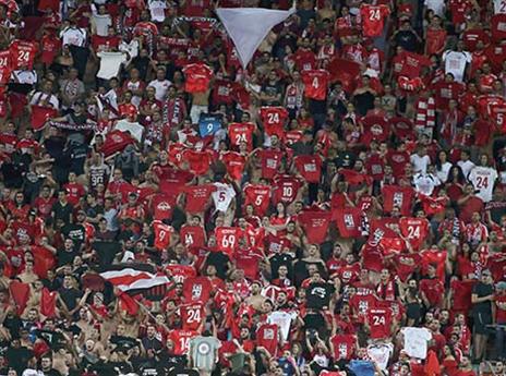 תמיכה בלתי רגילה. אוהדי ב"ש (דני מרון)