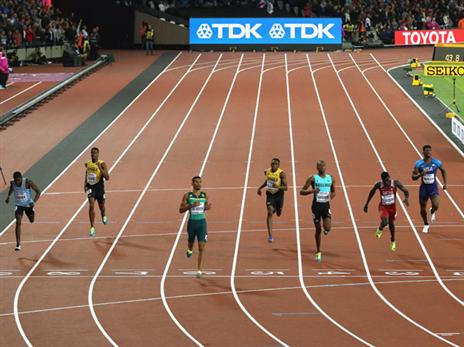 אחד מטייל, השאר מתאמצים (Getty)