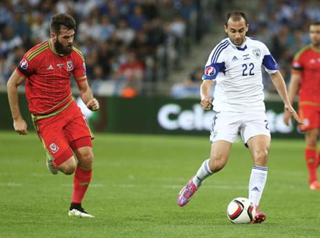 יגיע למכבי ת"א? לדלי במדי וויילס (אלן שיבר)