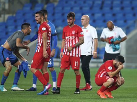 הפקת לקחים. הפועל ת"א יורדת ליגה בעונה שעברה (אלן שיבר)