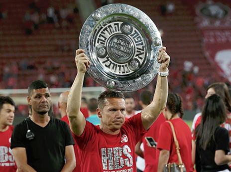 רק אחד יוכתר לאלוף (אלן שיבר)