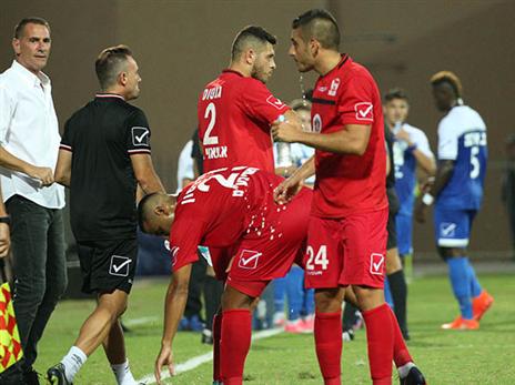 נעים. יגיע חיזוק? (אנצ'ו גוש, סוכנות ג'יני)