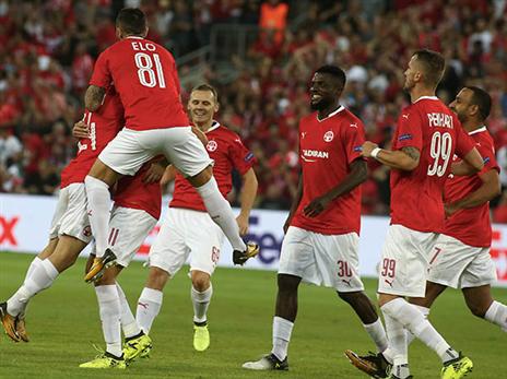 "בעתיד נצטרך לעבוד יותר קשה" (צילום: אלן שיבר)