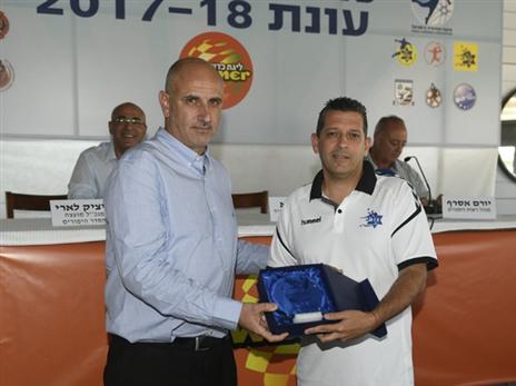 פרנקל מאמן עונת 2016/17 (איגוד הכדוריד)
