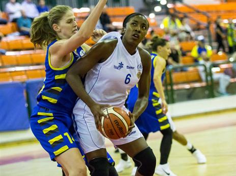 הצעה שאי אפשר לסרב לה. פן (עודד קרני, באדיבות מנהלת ליגת העל לנשים בכדורסל)