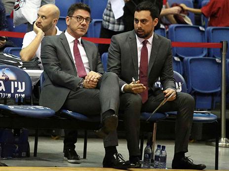 קציקאריס. עוד הפסד ביתי (אלן שיבר)