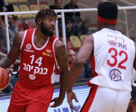 האוול. פתח טוב אבל נעלם במחצית השנייה, כהרגלו (מנהלת הליגה)