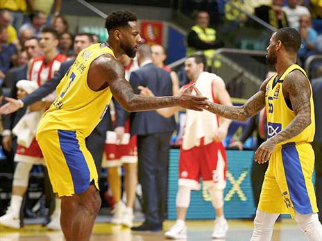 קיין נכנס לקצב (אלן שיבר)