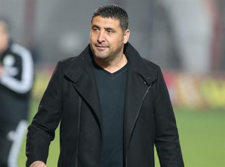 ימשיך עם אותם 11. נעים (יוסי שקל)