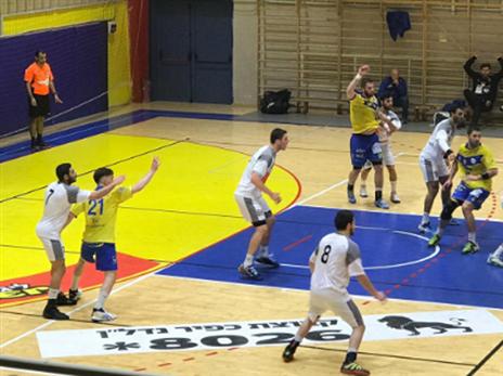 רחובות חגגה (אבי פנחס, איגוד הכדוריד)