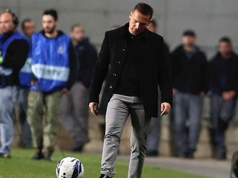 ידע שעטר יפתח, אך התכנית לא עבדה. בכר (צילום: אלן שיבר)