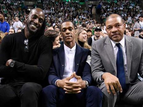 זיכרונות מהאליפות. ריברס, רונדו וגארנט הגיעו לטקס של פירס (Getty)