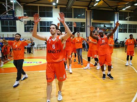 חגיגה בכתום (מנהלת הליגה)