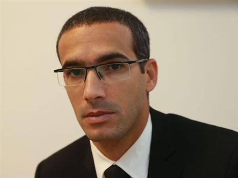 עו"ד של החשוד. שחר חצרוני