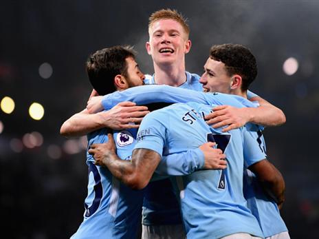 אנגליה מקדימה את ספרד (getty)