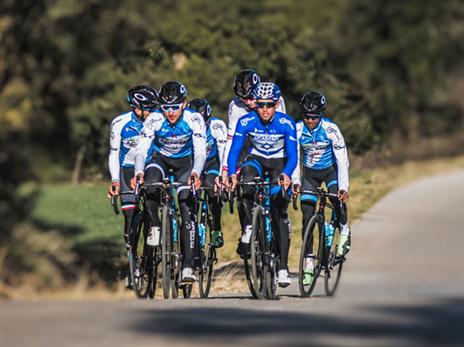 פלוטון, הקבוצה הגדולה של הרוכבים