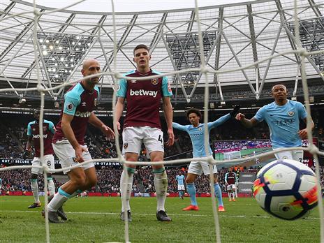 ווסטהאם מובסת והקהל שותק (Getty)