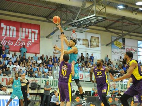 אייזק רוזפלט מתעופף, בלט עם 22 נקודות ושיא עונתי (מנהלת הליגה)