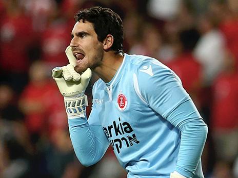 לבקוביץ'. ידע כבר בשלישי שהוא פותח (אלן שיבר*