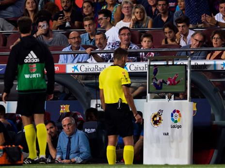 מנסאנו. "המרפק לא הגיע לשם בעצמו" (getty)