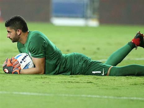 אף כדור לא עבר אותו. ג'ראפי (אלן שיבר)