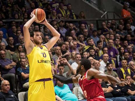 אבל פניני הוא זה שקבע מי סיימה עם היד על העליונה (מנהלת הליגה)