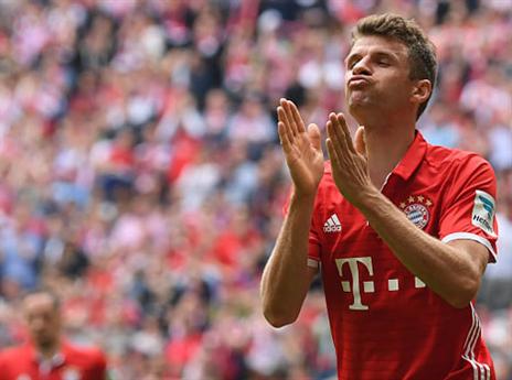 מולר מבשל מהלך יחד עם שחקנים בכירים? (getty)