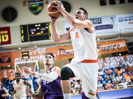 ערב סולידי שלו. קולשוב (מנהלת הליגה)