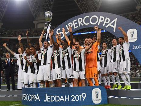 עוד תואר לארון  (Photo by Claudio Villa/Getty Images for Lega Serie A)