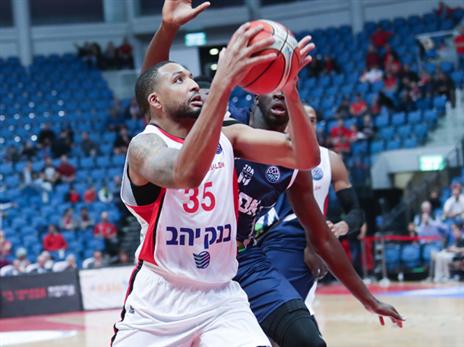 הביא שינוי. תומאס (דני מרון)