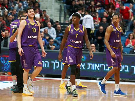 חולון נפרדת מהגביע (אלן שיבר)