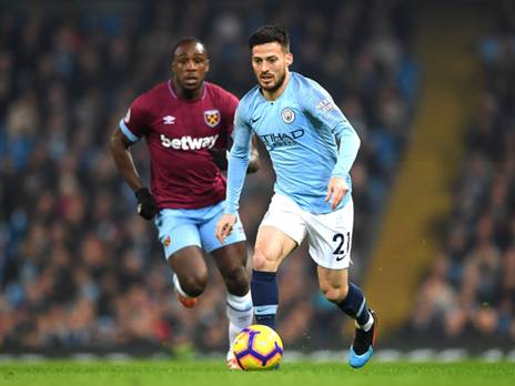 סילבה. עכשיו כל הקבוצה איתו (Gettyimages. Shaun Botterill)