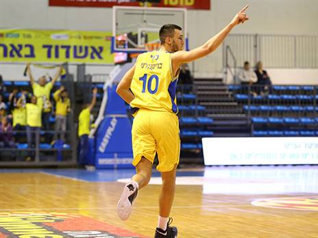 לוי, באשדוד בונים עליו (מנהלת הליגה)