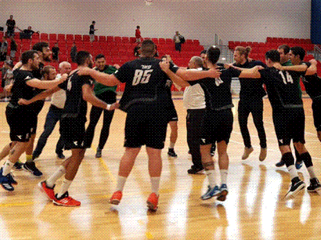 שחקני ב"ש. חוגגים פלייאוף ראשון בתולדות המועדון (אתר רשמי)