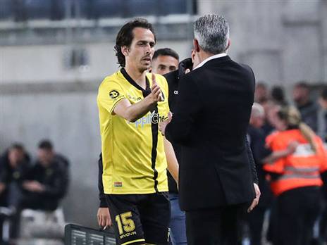 יחזקאל ובניון. שופע מחמאות לכוכב (דני מרון)