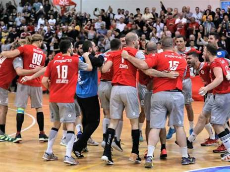 אשדוד העפילה לראשונה לסדרת גמר (הדר ואן קולא, איגוד הכדוריד)