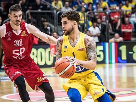 ווילבקין. דרבי חם (עודד קרני)